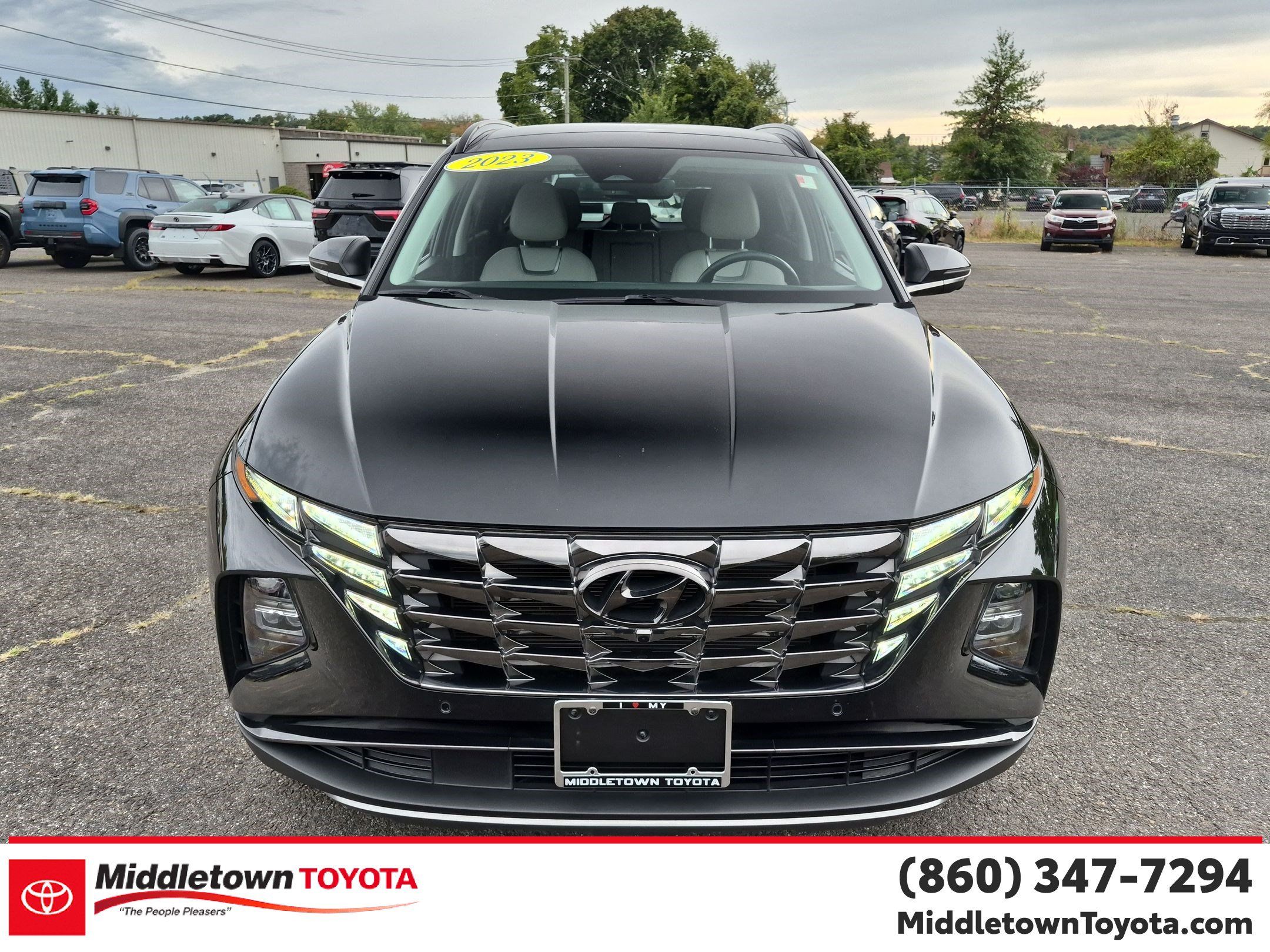 Used 2023 Hyundai Tucson Limited w/ Cargo Package AWD/4WD image 8