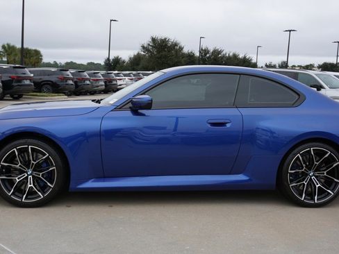 Used 2025 BMW M2 w/ Lighting Package image 5