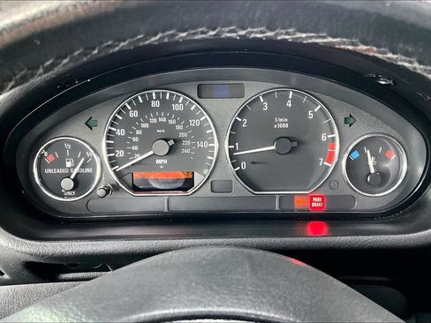 Used 2001 BMW Z3 3.0i RWD image 10