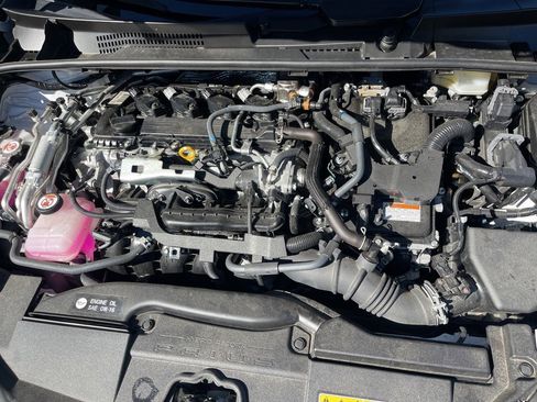 Used 2024 Toyota Prius Prime Premium image 26