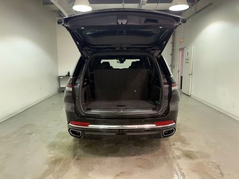 Used 2021 Jeep Grand Cherokee L Overland w/ Luxury Tech Group IV image 7