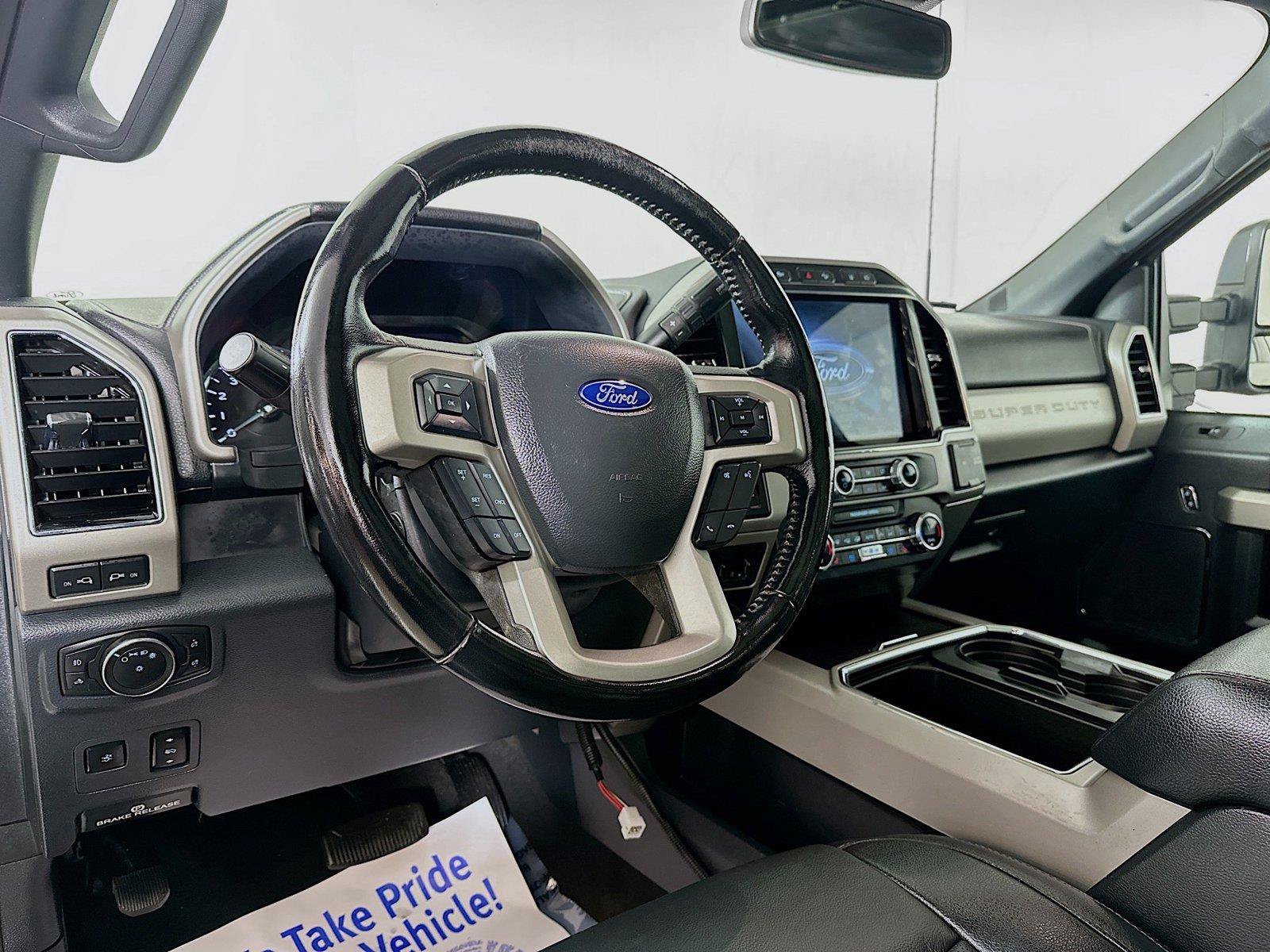 Used 2022 Ford F250 Lariat w/ Black Appearance Package AWD/4WD image 10