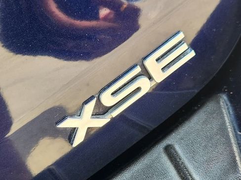 Certified 2024 Toyota Highlander XSE FWD image 12