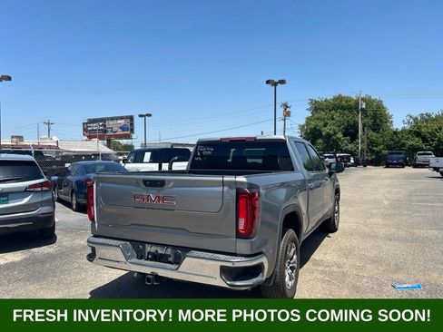 Used 2025 GMC Sierra 1500 SLT RWD image 3