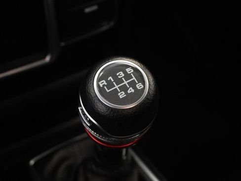 Used 2020 Jeep Wrangler Sport AWD/4WD image 11