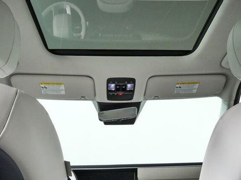 Certified 2026 Hyundai Palisade Calligraphy FWD image 19