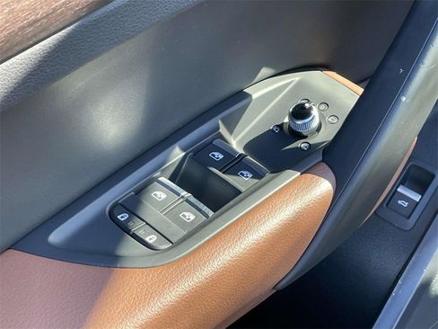 Used 2022 Audi Q5 2.0T Premium image 19