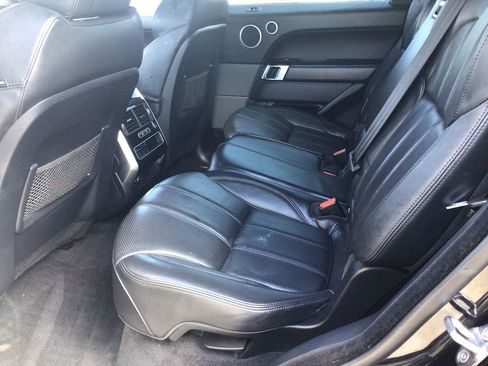 Used 2016 Land Rover Range Rover Sport HSE image 3