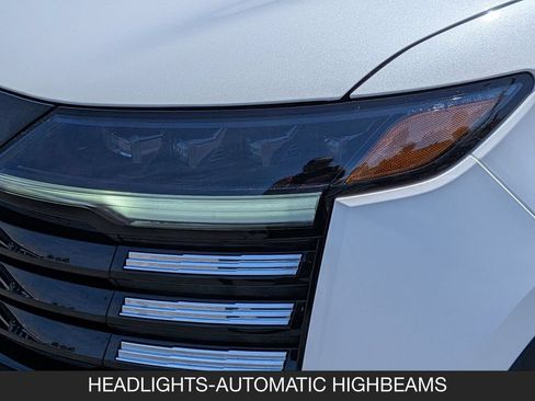 New 2026 Nissan Kicks SV w/ Charging Package FWD image 10