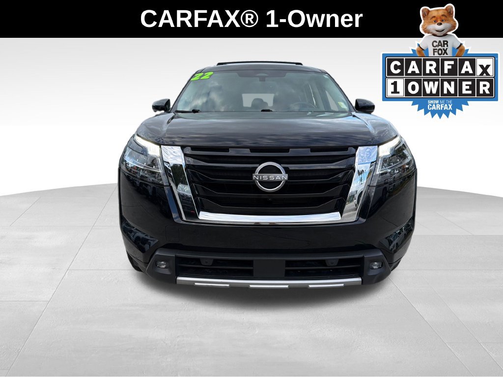 Used 2022 Nissan Pathfinder SL FWD image 2