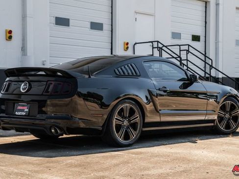 Used 2014 Ford Mustang GT Premium w/ Equipment Group 402A image 5