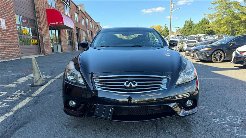 Used 2014 INFINITI Q60 Sport Convertible w/ Premium Package RWD image 2