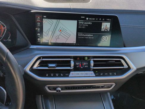 Used 2023 BMW X5 xDrive40i w/ M Sport Package image 30