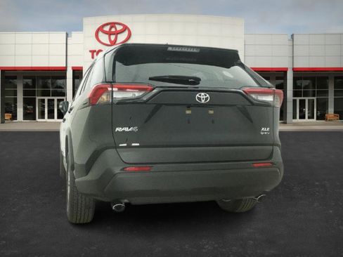 New 2025 Toyota RAV4 XLE image 15