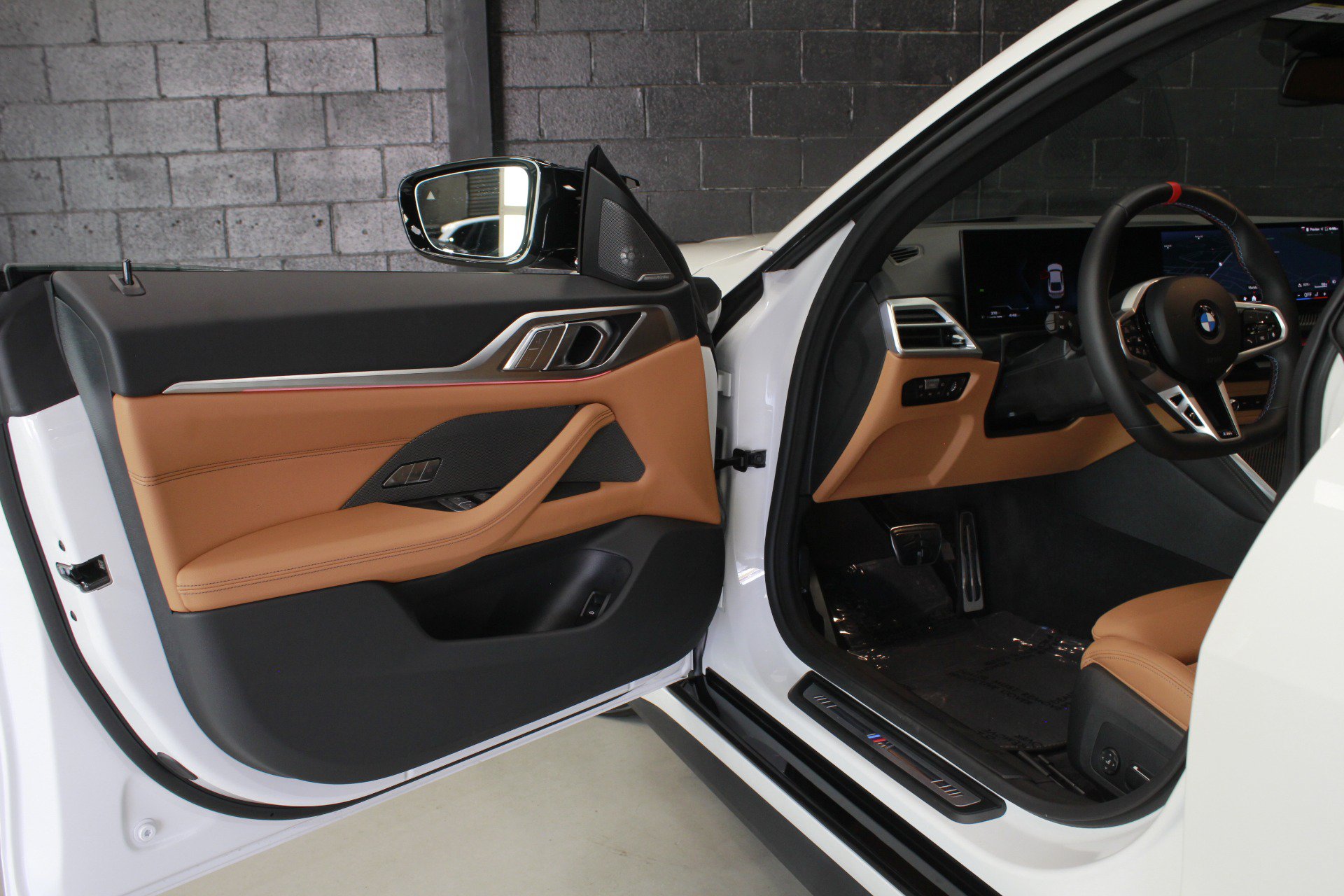 Used 2026 BMW M440i w/ Premium Package RWD image 30