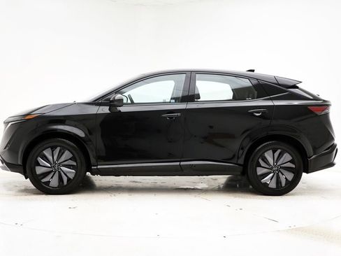 Used 2024 Nissan Ariya AWD image 6