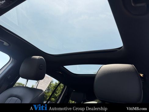 Certified 2022 Mercedes-Benz GLB 250 4MATIC image 19