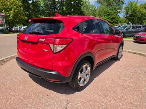 Used 2017 Honda HR-V EX image 5