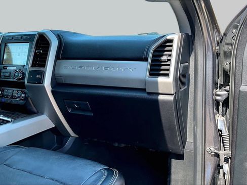 Used 2019 Ford F350 Lariat w/ Lariat Ultimate Package AWD/4WD image 19