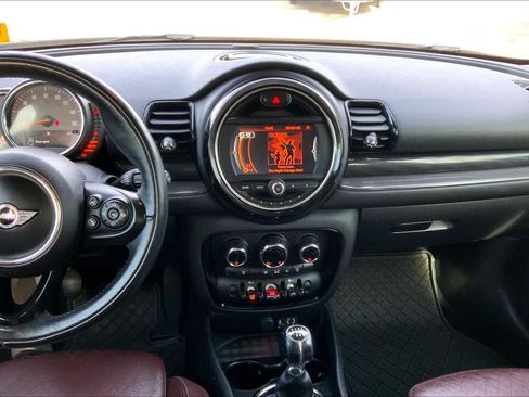 Used 2017 MINI Cooper Clubman S image 7