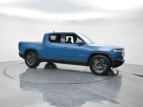 Used 2022 Rivian R1T Launch Edition image 3