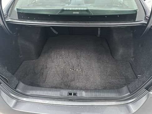 Used 2014 Nissan Altima 2.5 SV image 15