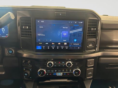 Used 2025 Ford F250 Lariat w/ FX4 Off-Road Package AWD/4WD image 15