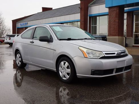 Used 2008 Ford Focus S image 2