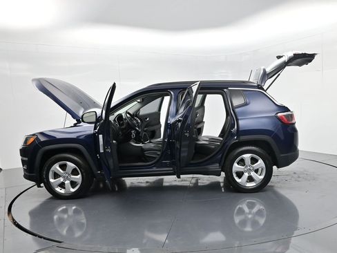 Used 2020 Jeep Compass Latitude image 60
