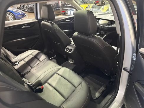 Used 2018 Buick Regal Essence w/ Sights and Sounds Package AWD/4WD image 89