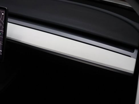 Used 2022 Tesla Model 3 Standard Range image 66