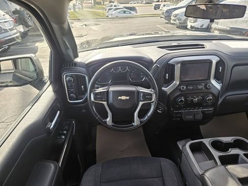 Used 2021 Chevrolet Silverado 1500 LT w/ Z71 Off-Road Package image 19