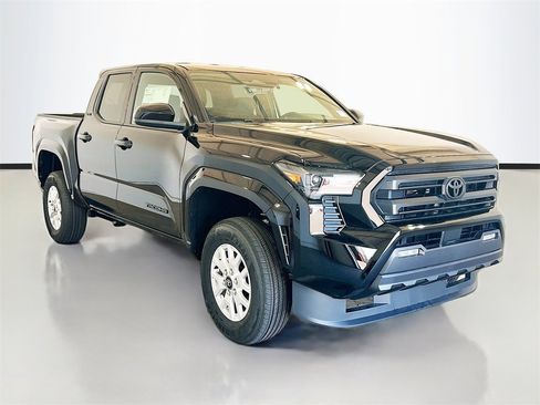 New 2026 Toyota Tacoma SR5 image 3