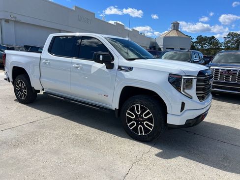 Certified 2025 GMC Sierra 1500 AT4 w/ AT4 Premium Package image 9