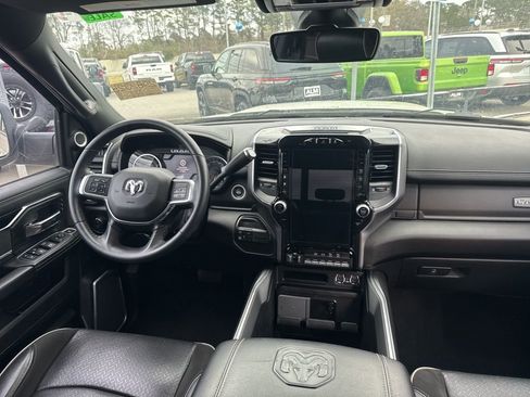 Used 2022 RAM 2500 Laramie image 9