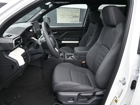 New 2024 Toyota Tacoma TRD Off-Road image 18