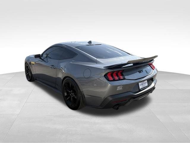 Used 2024 Ford Mustang GT RWD image 11