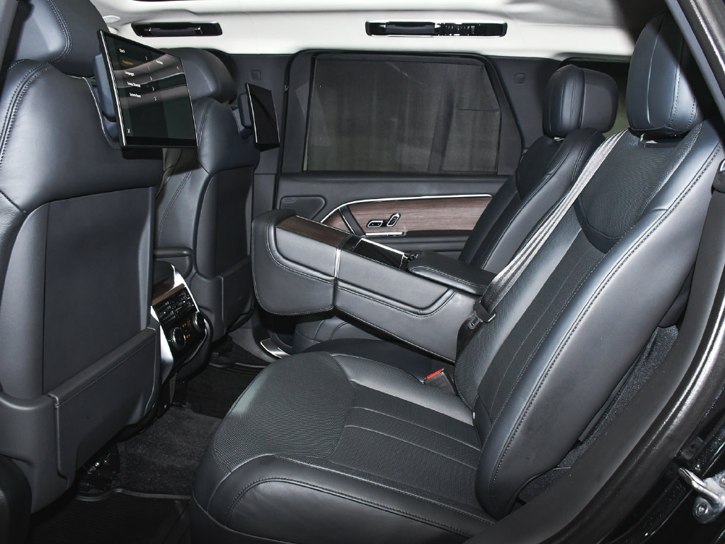 Used 2023 Land Rover Range Rover Autobiography AWD/4WD image 55