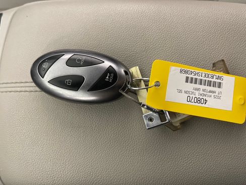 Used 2025 Hyundai Tucson SEL FWD image 26