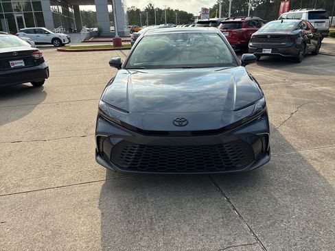 New 2026 Toyota Camry SE FWD image 10