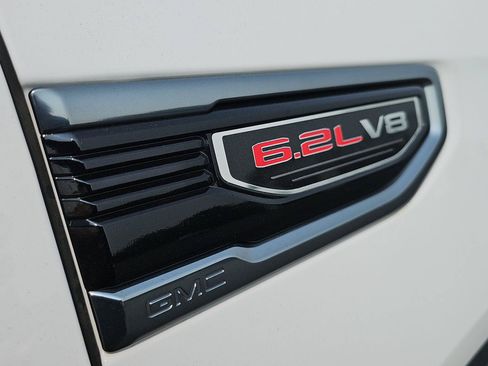 Used 2025 GMC Sierra 1500 AT4 AWD/4WD image 36