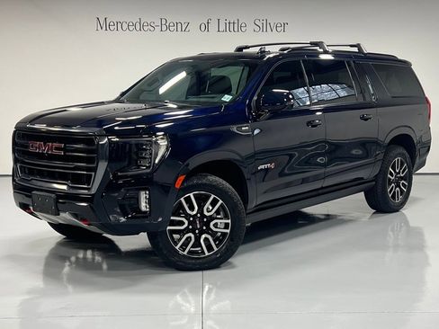 Used 2023 GMC Yukon XL AT4 w/ AT4 Premium Package image 1