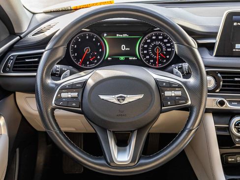 Used 2020 Genesis G70 2.0T image 12