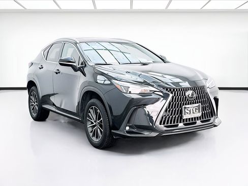 Used 2024 Lexus NX 350h AWD image 3