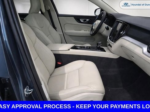 Used 2020 Volvo S60 T6 Momentum image 18
