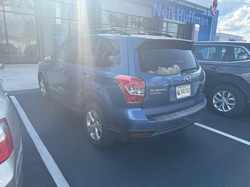 Used 2015 Subaru Forester 2.5i Limited AWD/4WD image 6