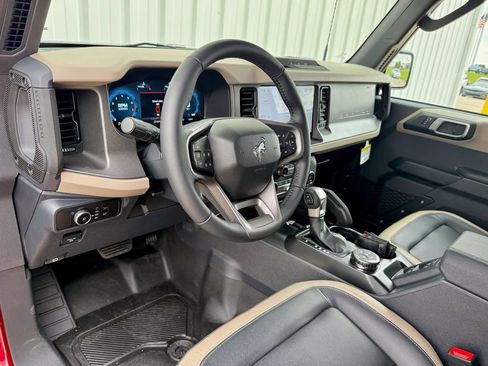 New 2026 Ford Bronco Big Bend w/ Black Diamond Package AWD/4WD image 10
