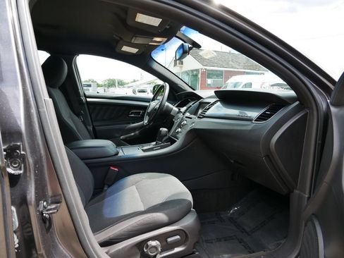Used 2015 Ford Taurus SEL w/ Equipment Group 201A FWD image 8