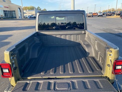 New 2026 Jeep Gladiator Rubicon image 39