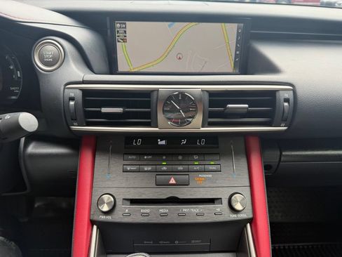 Used 2019 Lexus IS 300 RWD image 13